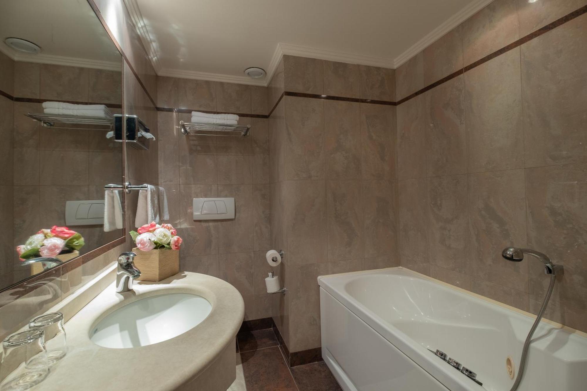 Hotel London Παρίσι Εξωτερικό φωτογραφία
